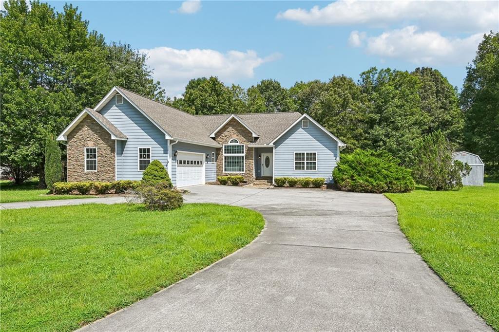 116 Savannah St., Calhoun, GA 30701
