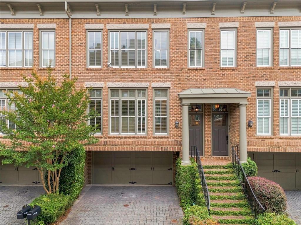 817 Highland Green Way, Atlanta, GA 30306