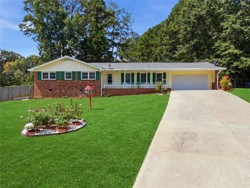393 Greenleaf Ct., Lilburn, GA 30047