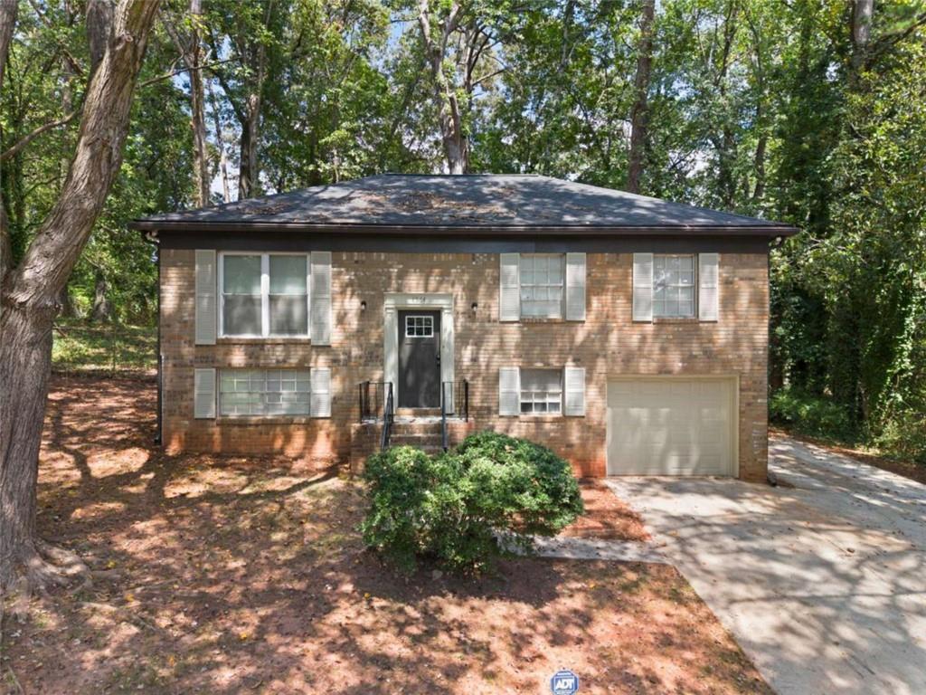 4564 Cypress Ridge Ct., Stone Mountain, GA 30083