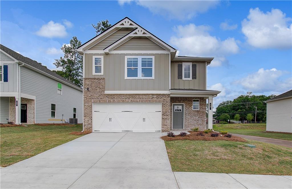 105 Alpine Rd., Fairburn, GA 30213