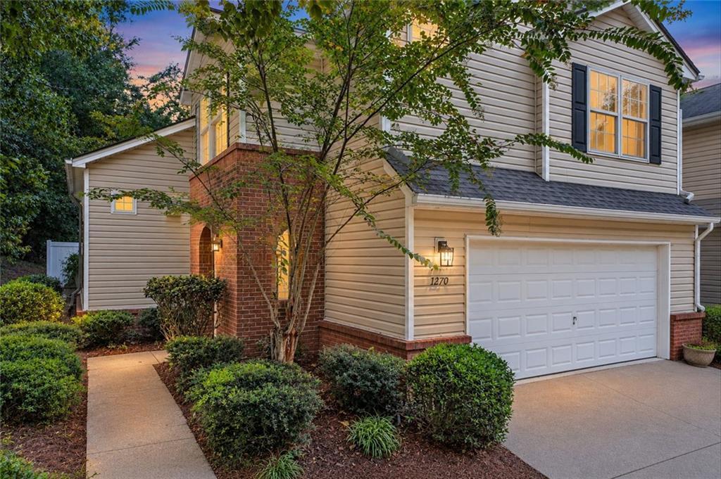 1270 W Oaks Way, Woodstock, GA 30188