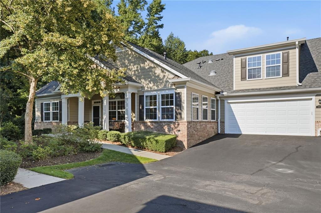 2617 Grapevine Cir. #601, Cumming, GA 30041