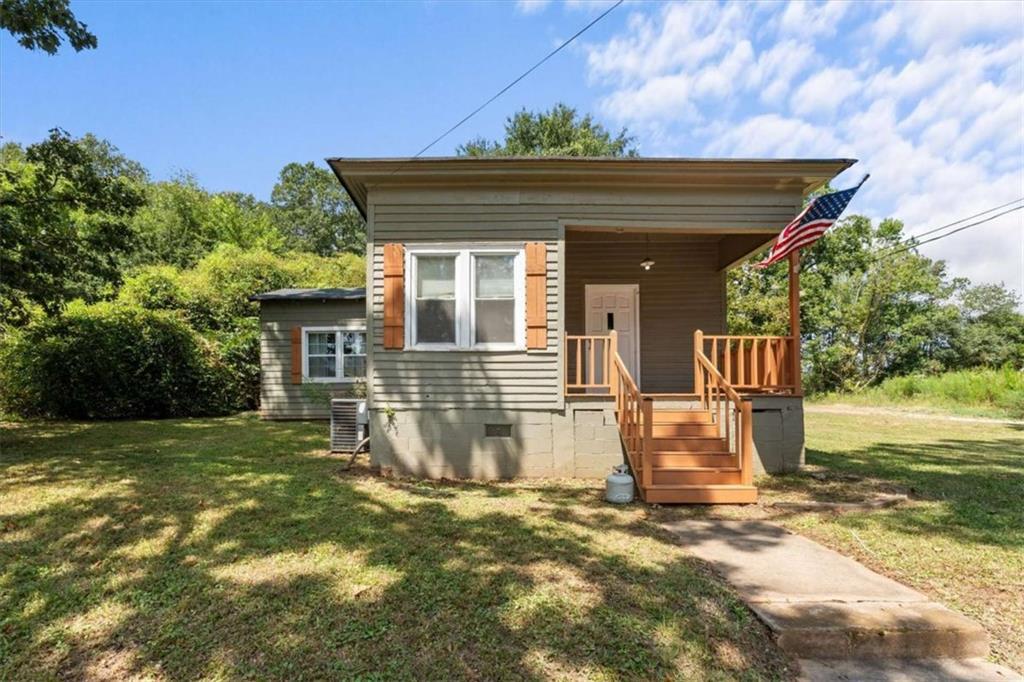 105 Avenue C, Carrollton, GA 30117
