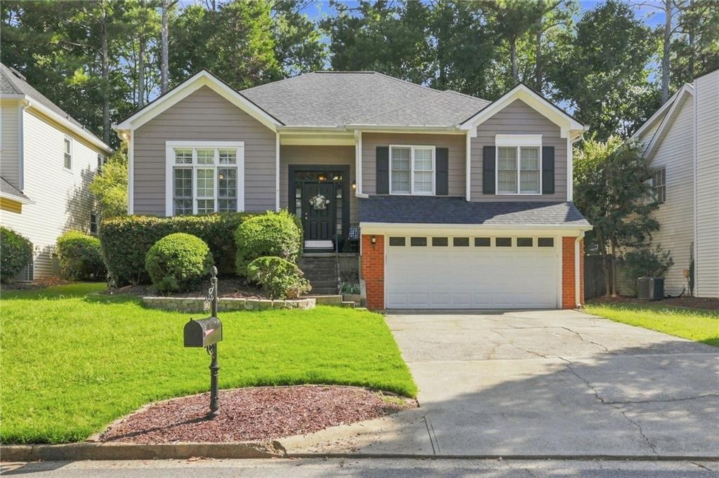 8965 Club River Dr., Roswell, GA 30076