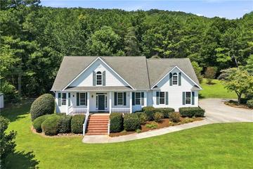 New Homes with Master Bedrooms on the 1st Floor That Attend Northwest Whitfield County High School: August 29th to September 4th