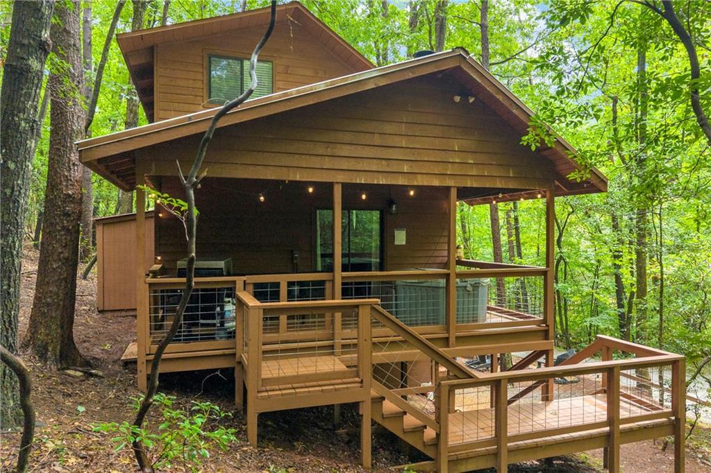 66 Lovers Ln., Sautee Nacoochee, GA 30571