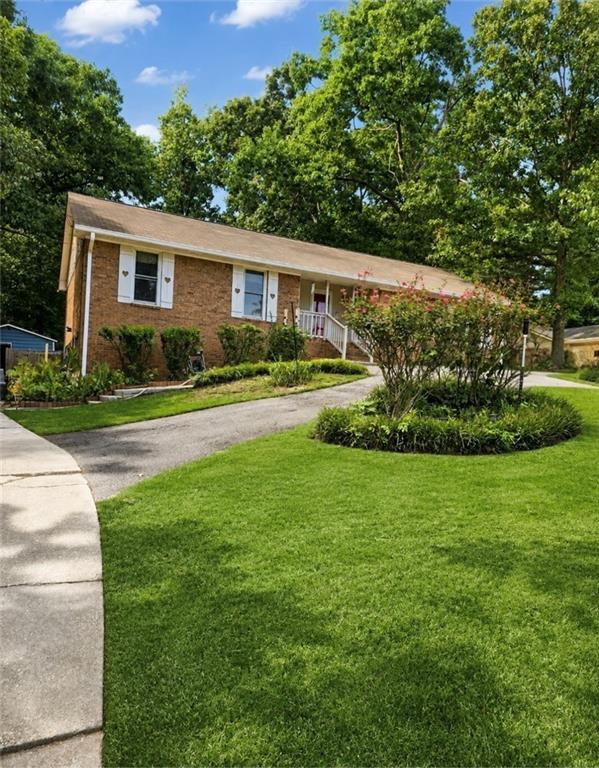 1788 Brandy Woods Dr., Conyers, GA 30013