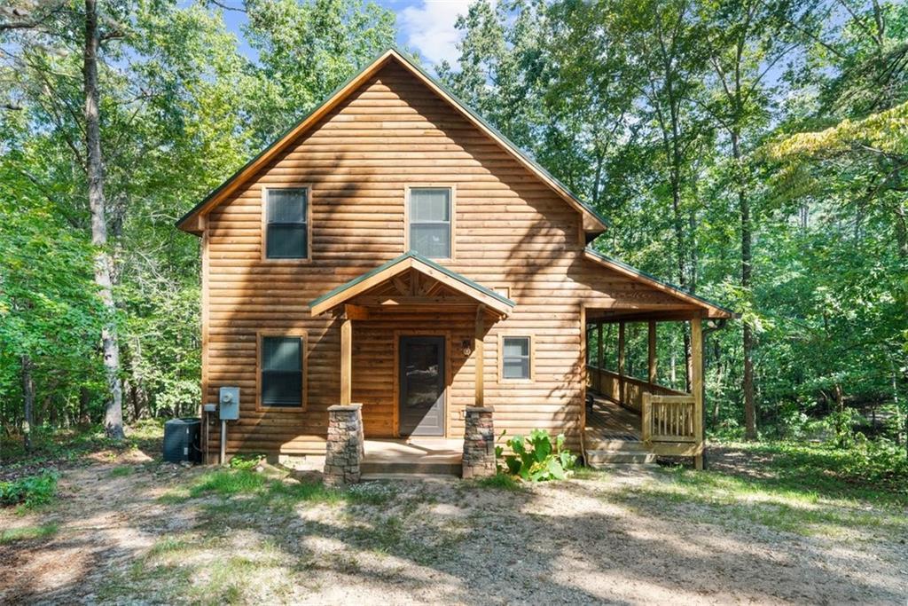 63 Collinsbrook Tr., Cleveland, GA 30528
