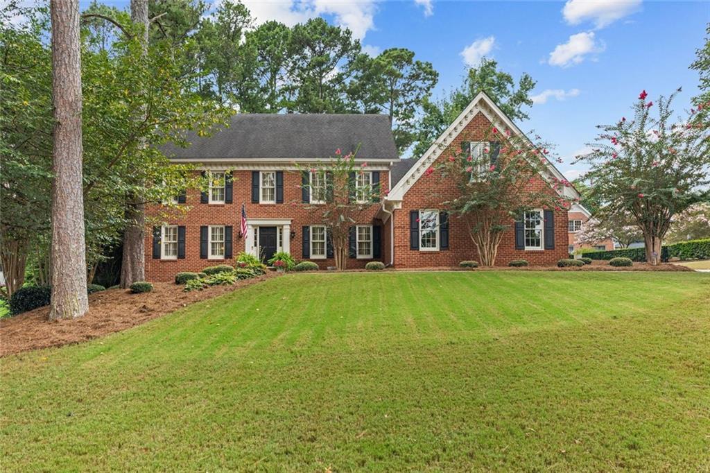 877 Guinevere Way, Lilburn, GA 30047