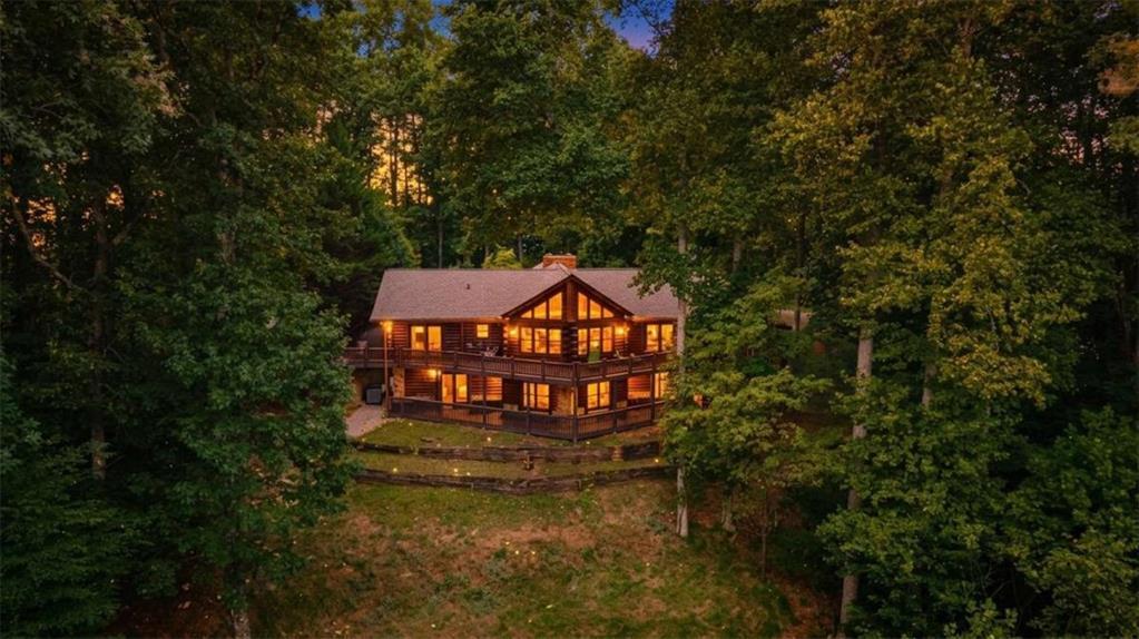 260 Observation Ln., Blue Ridge, GA 30513
