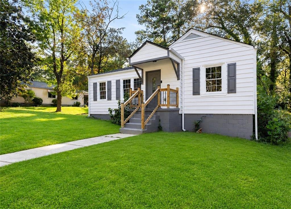 1347 Westmont Rd., Atlanta, GA 30311