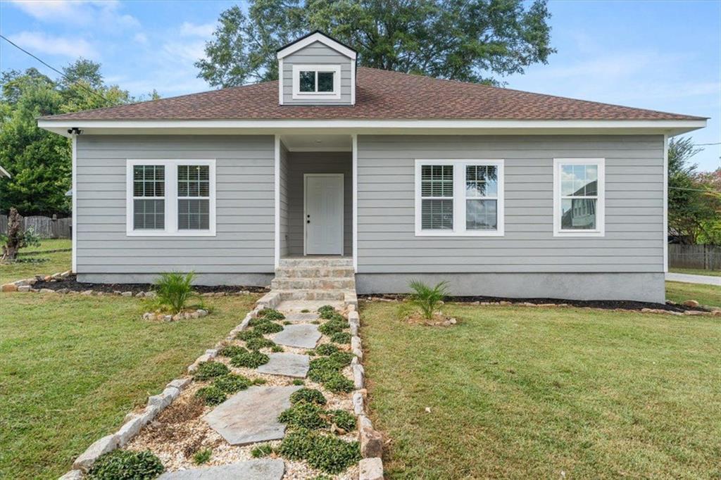 6824 Church St., Lithonia, GA 30058