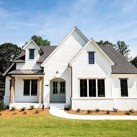 8480 Creekside Overlook Dr., Gainesville, GA 30506