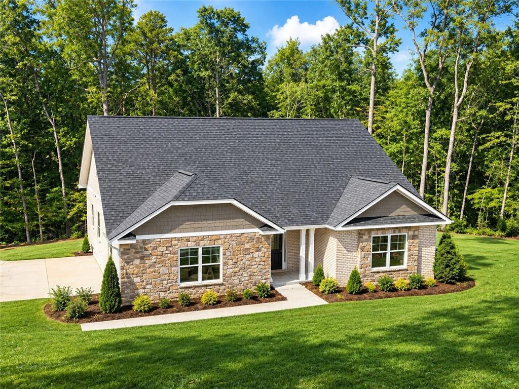 3310 Trevi Tr., Douglasville, GA 30135