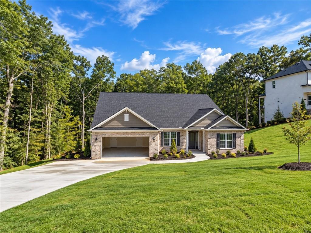 3305 Trevi Tr., Douglasville, GA 30135