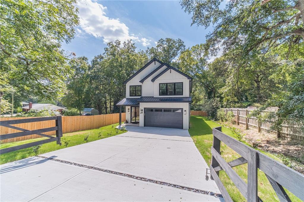 274 White St., Hoschton, GA 30548