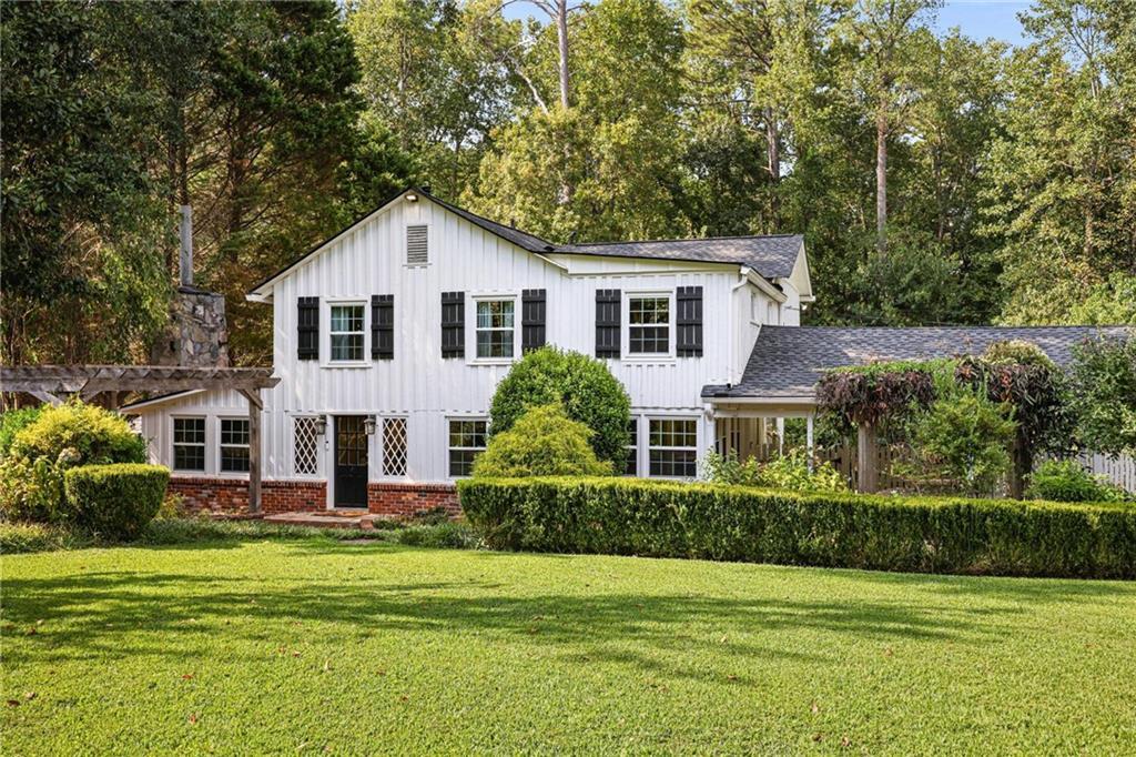 45 Michelle Cir., Sandy Springs, GA 30342