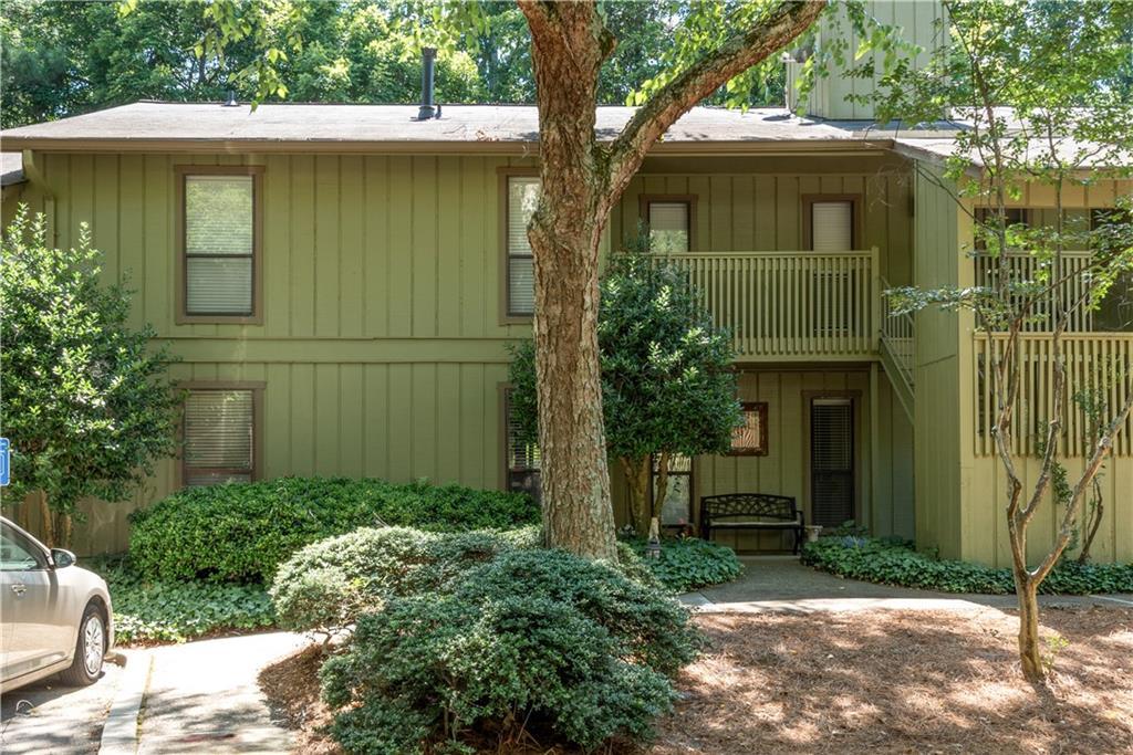 605 Dunbar Dr., Atlanta, GA 30338