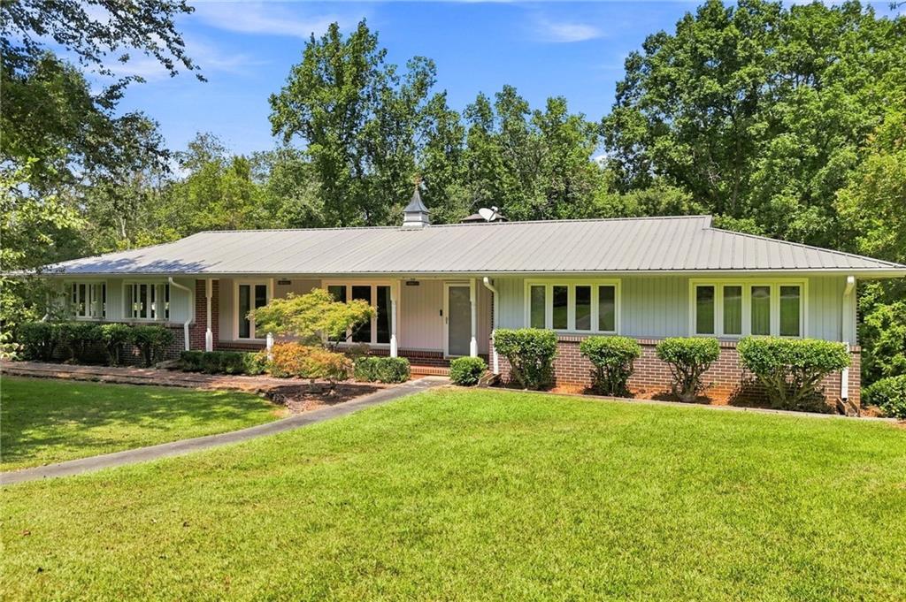 327 Green Dr., Canton, GA 30114