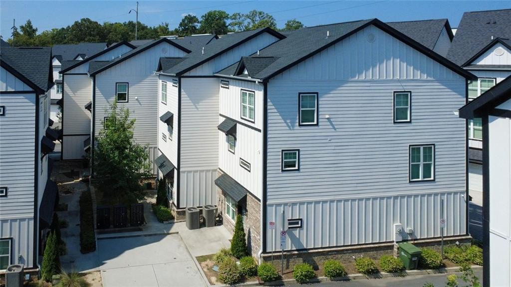 1981 Sea Cove Point, Atlanta, GA 30318