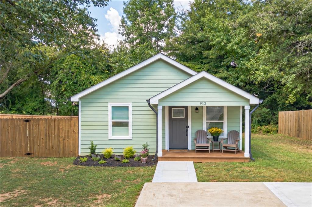 912 Alcovy St., Monroe, GA 30655