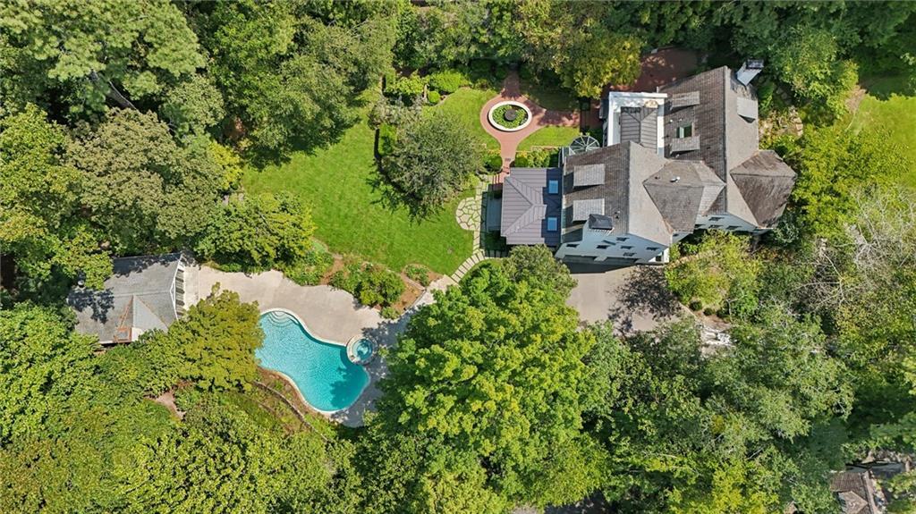 3990 E Brookhaven Dr., Atlanta, GA 30319