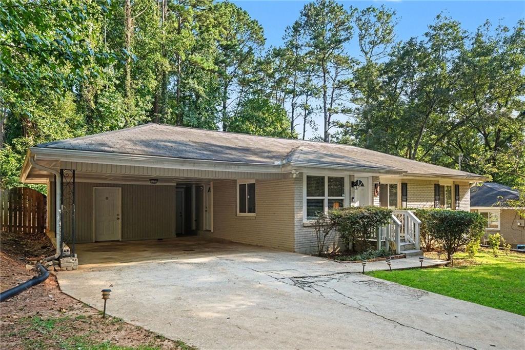 1764 Hollyhock Ter., Decatur, GA 30032