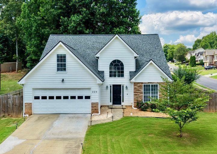 225 Shadetree Lane, Lawrenceville, GA 30044
