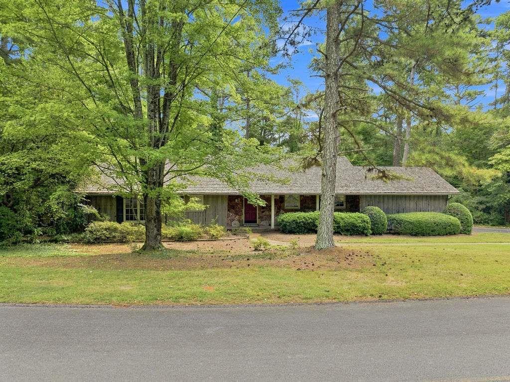 23 Saddle Mountain Rd., Rome, GA 30161