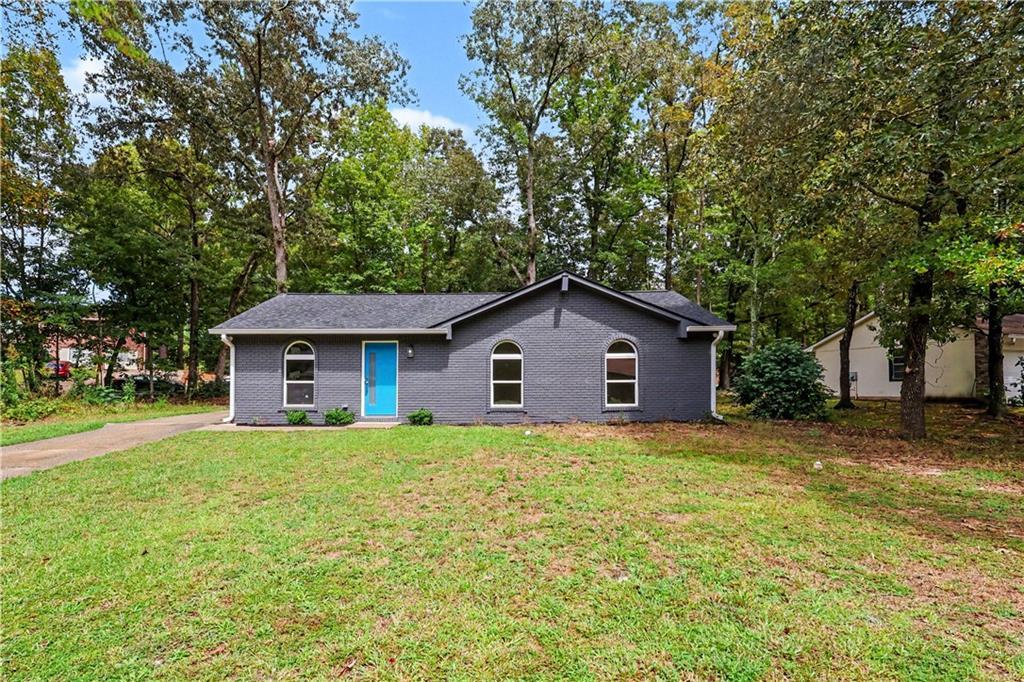 6010 Fieldcrest Dr., Morrow, GA 30260