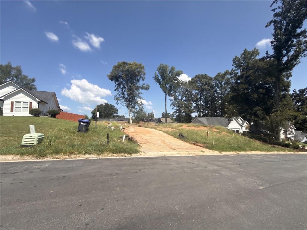 1925 Grouse Ct., Lawrenceville, GA 30044