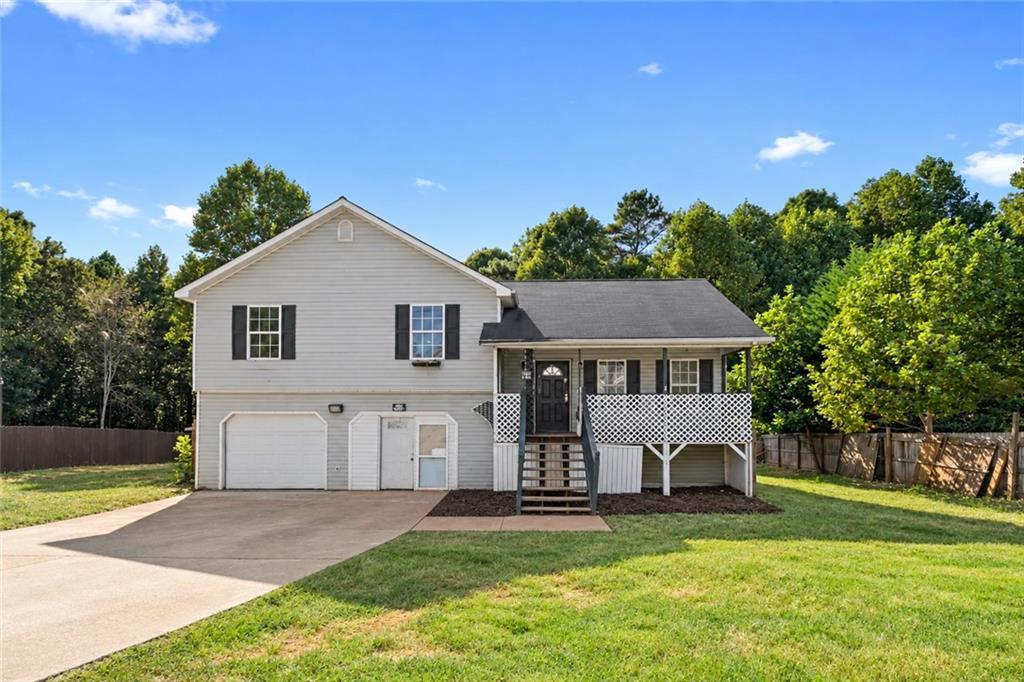 530 Woodwind Dr., Rockmart, GA 30153