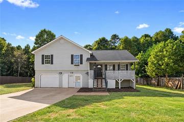 New Homes with Master Bedrooms on the 1st Floor That Attend Carl Scoggins Sr. Middle School: September 5th to September 11th