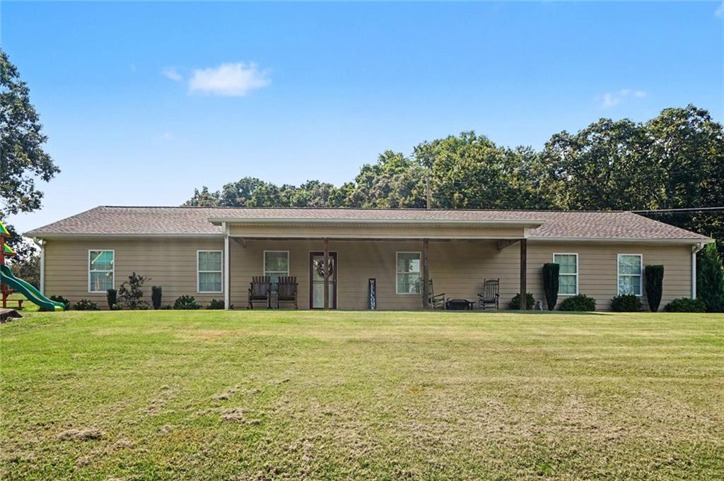 958 Hale Rd., Maysville, GA 30558