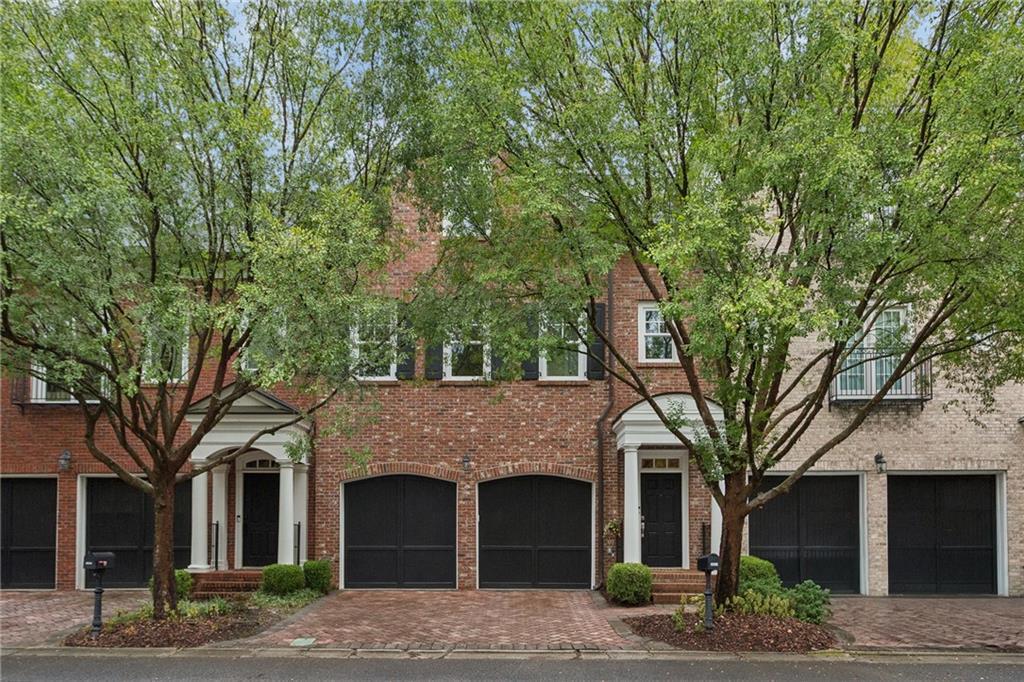 3313 Buckhead Forest Mews, Atlanta, GA 30305
