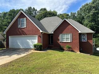 New Homes with Master Bedrooms on the 1st Floor That Attend Fayette County High School: September 5th to September 11th