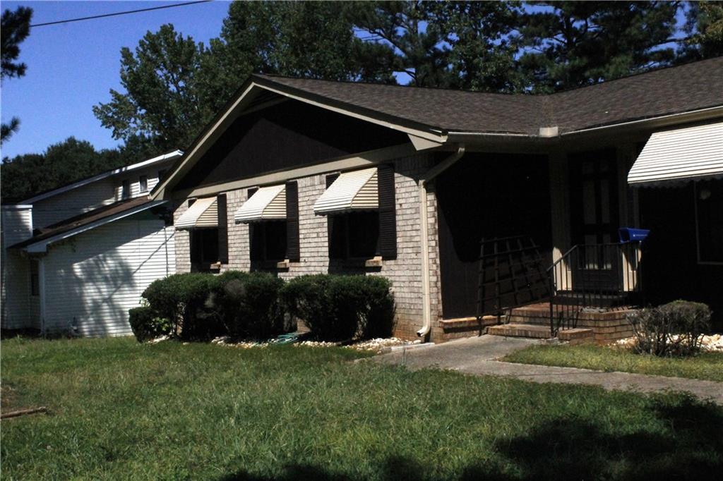 2160 Pinewood Dr., Covington, GA 30016
