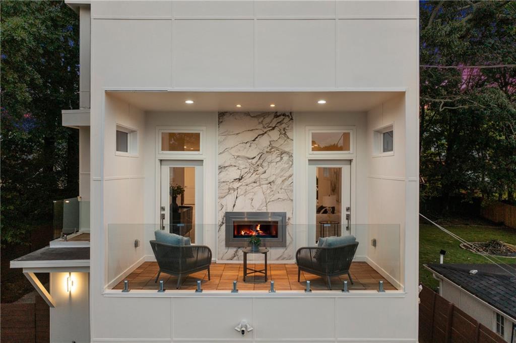 24 Hutchinson St., Atlanta, GA 30307