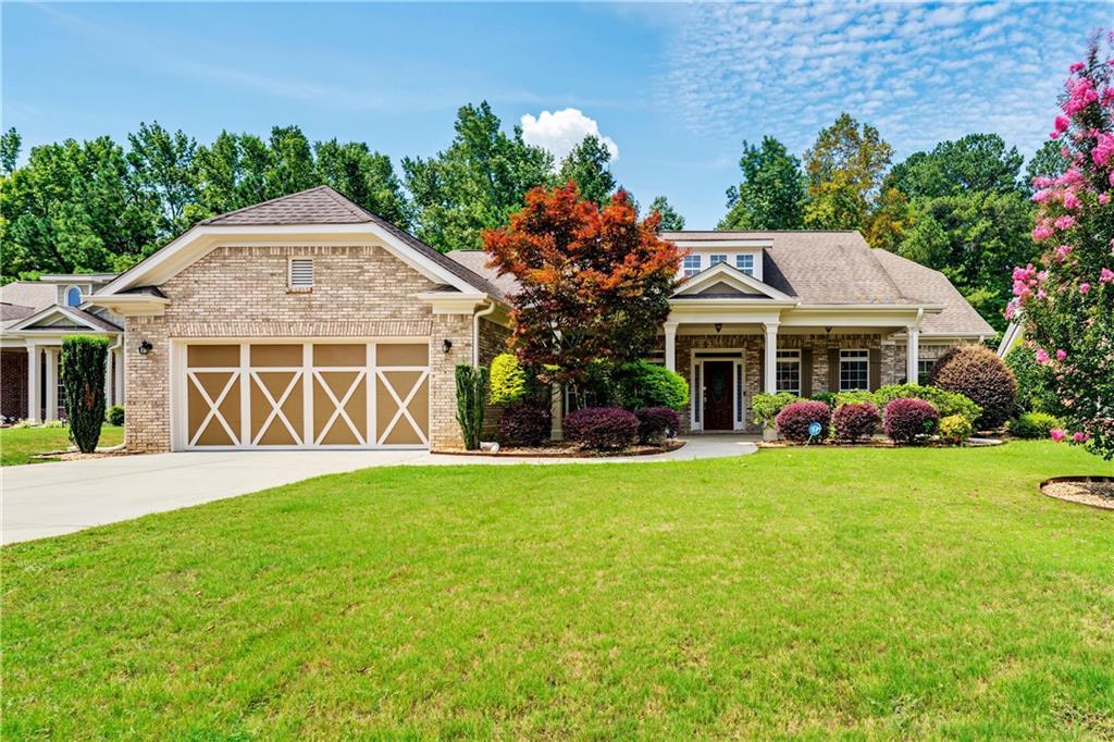 2597 Misty Rose Ln., Loganville, GA 30052