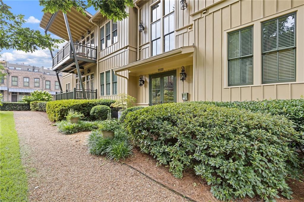 5920 Webster Cir. #203, Norcross, GA 30071