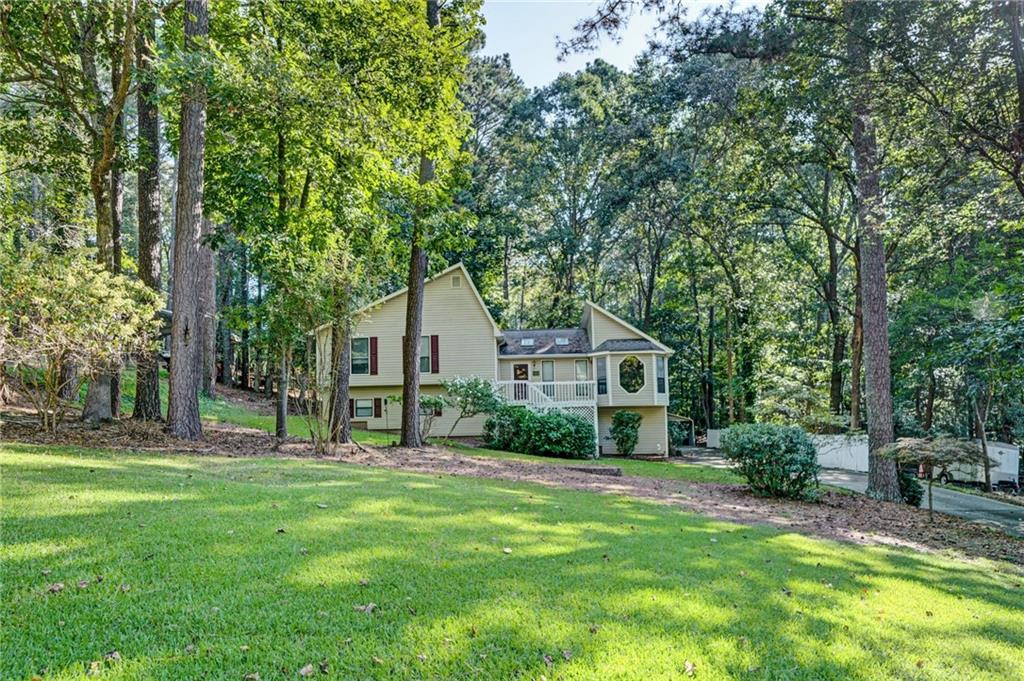 755 Cedar Creek Way, Woodstock, GA 30189