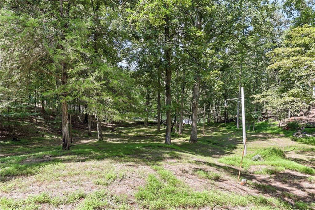 6495 Julian Rd., Gainesville, GA 30506