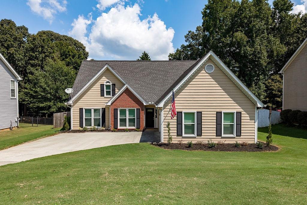5685 Sugar Crossing Drive, Sugar Hill, GA 30518