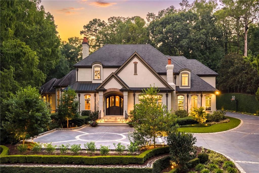5530 Claire Rose Ln., Sandy Springs, GA 30327