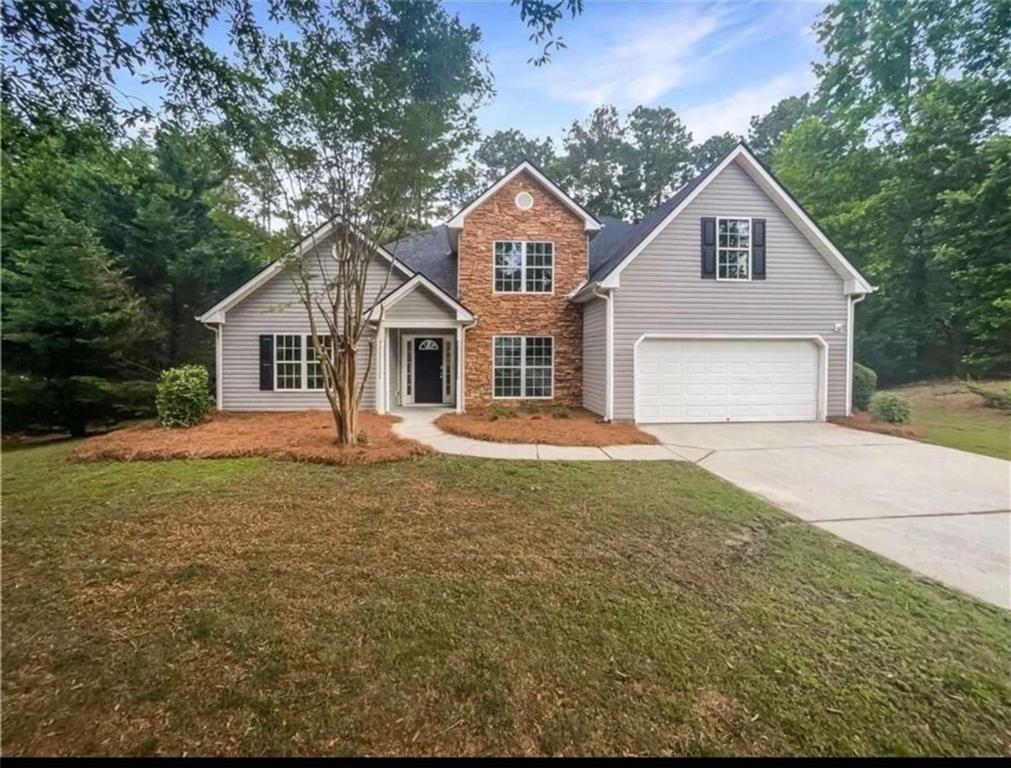 834 Winding Grove Ln., Loganville, GA 30052