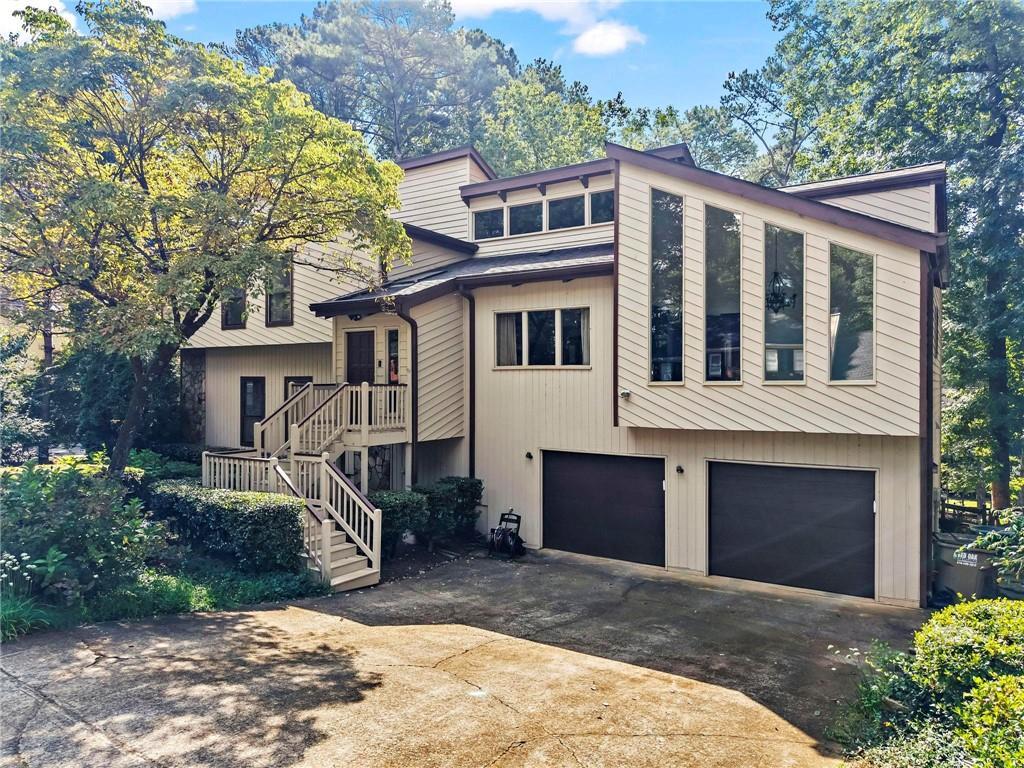 1563 Sandpoint Dr., Roswell, GA 30075