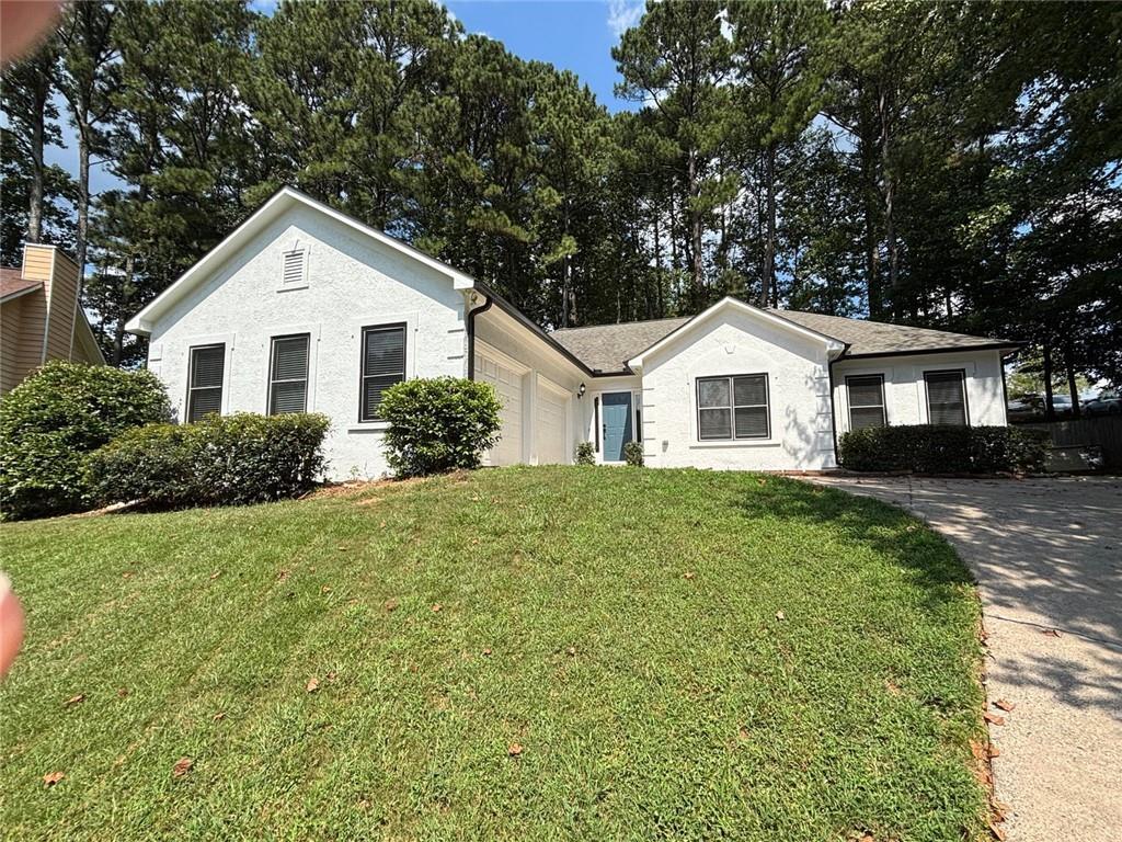 519 Philadelphia Ln., Woodstock, GA 30189