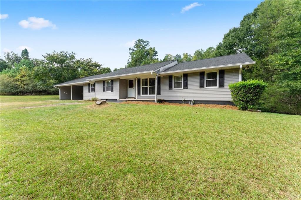 5626 Cool Springs Rd., Gainesville, GA 30506