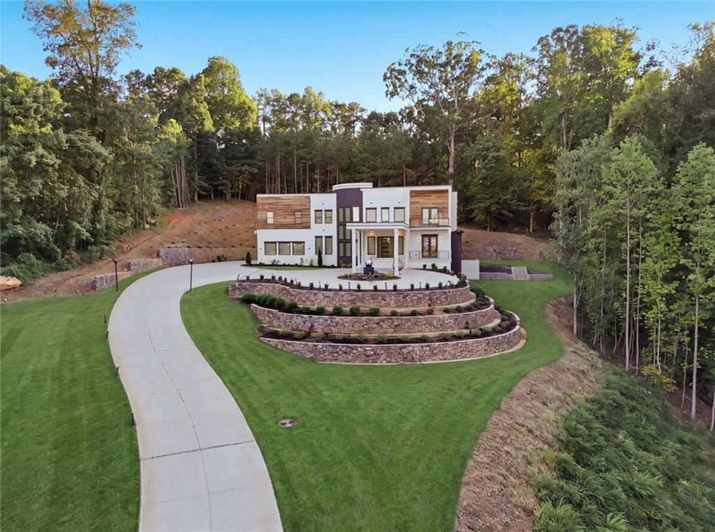 1612 Mountain Shadow Tr., Stone Mountain, GA 30087